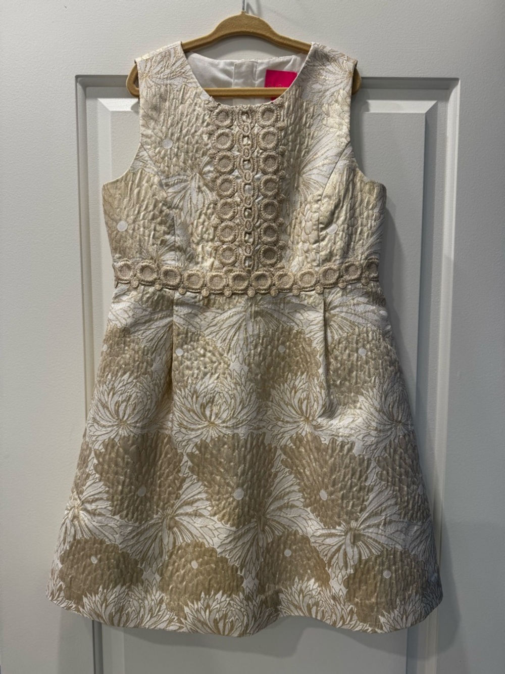 Lilly Pulitzer Girls Mini Clare Dress, Gold Metallic Full Bloom Brocade